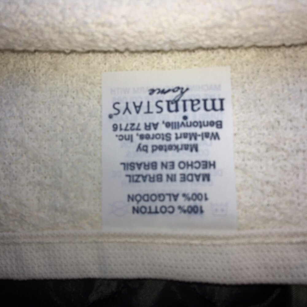 Hand Towel with Machine Quilted Design - Picture 10 of 16